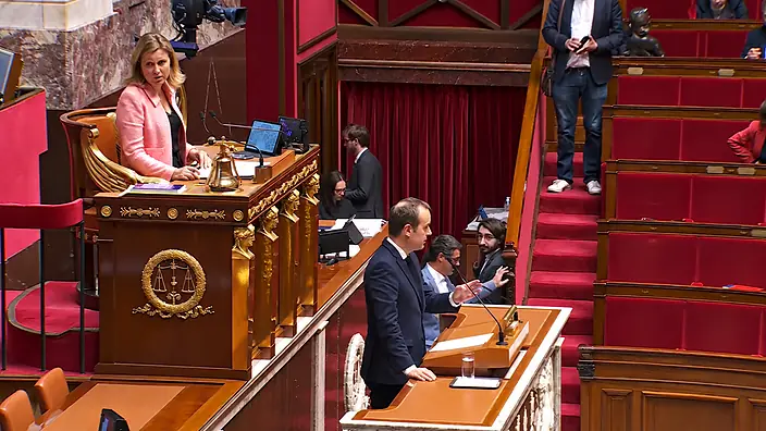 Lecornu veut 4 Md€ de prêts bonifiés pour les lycées, le Livret A pourrait y contribuer
