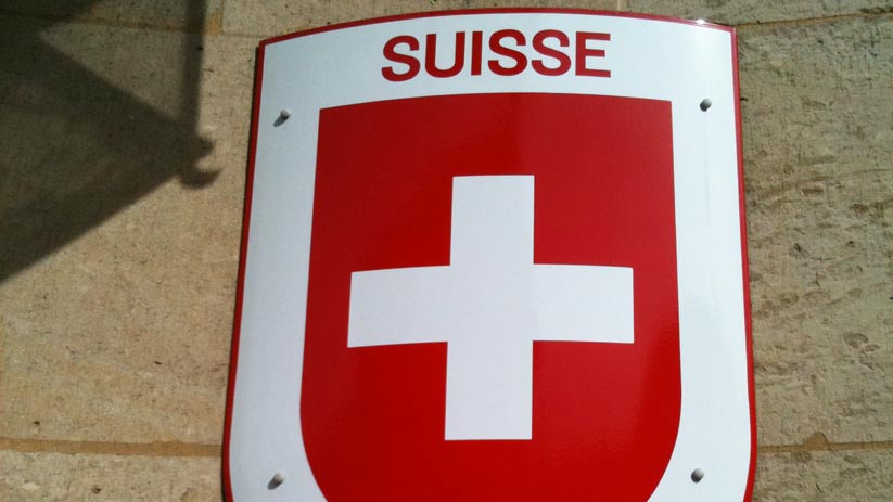 Les sucessions franco-suisses sont désormais soumises à la fiscalité française.