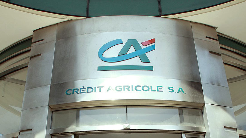 L Action Credit Agricole Survole Le Cac 40