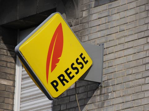 retraite, porteurs, journaux, presse